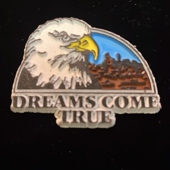 Magnets - Picture 7 of 16